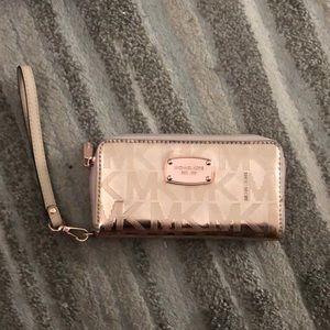 Michael Kors Jet Set wallet / wristlet